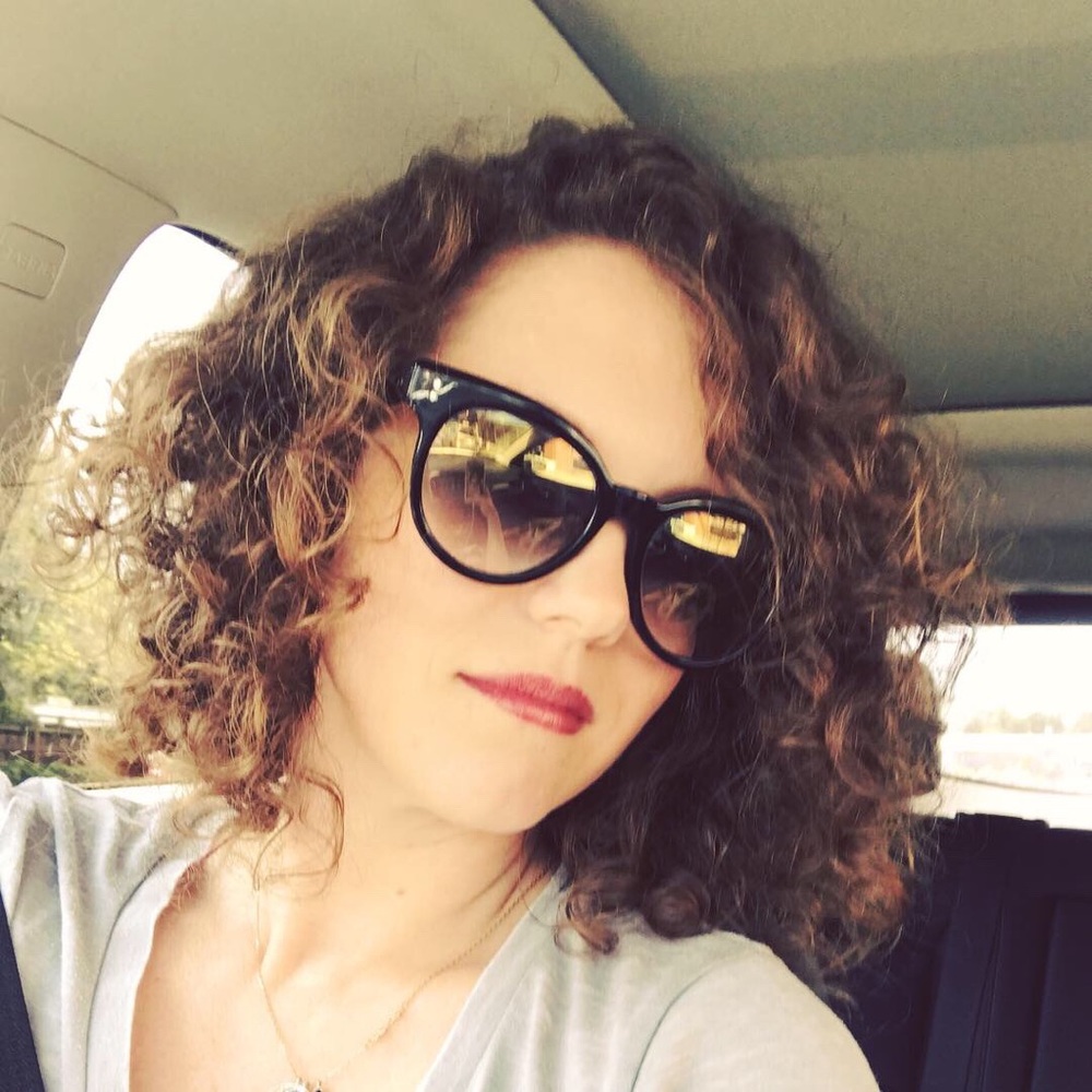 Meet your Posher, Corinne